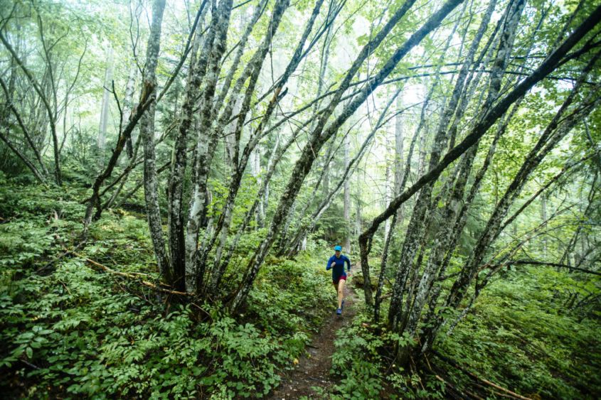 TRAIL RUNNING
