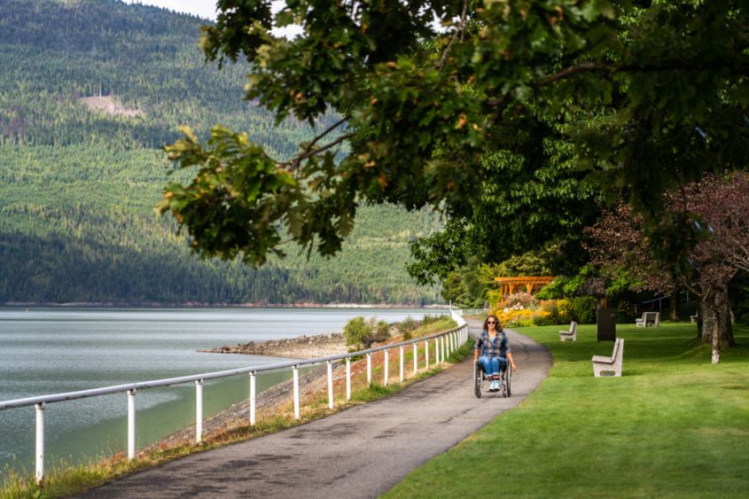 ARROW LAKE