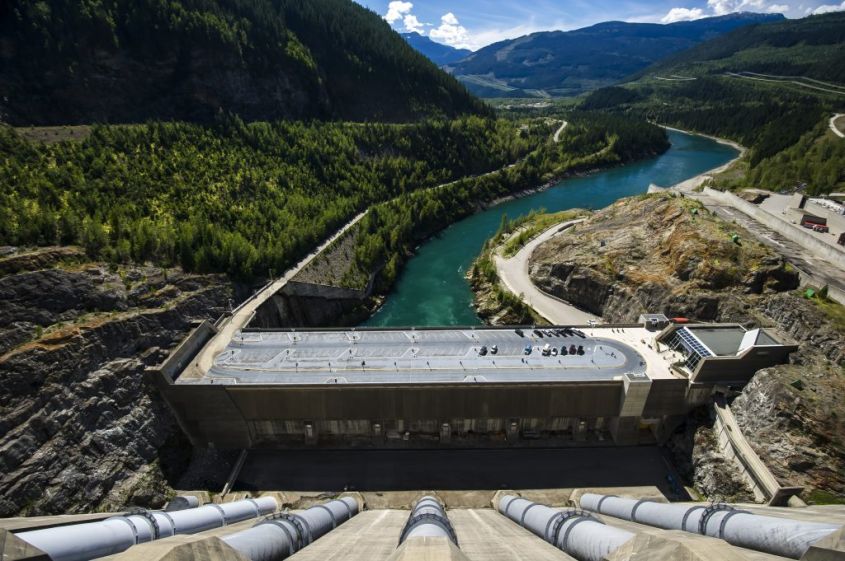 Revelstoke Dam