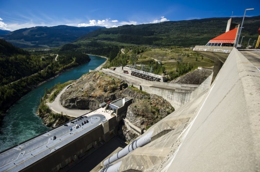 Revelstoke Dam