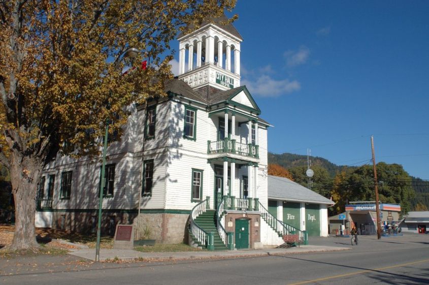 KASLO CITY HALL