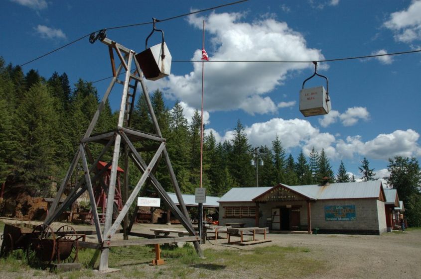 LE ROI GOLD MINE