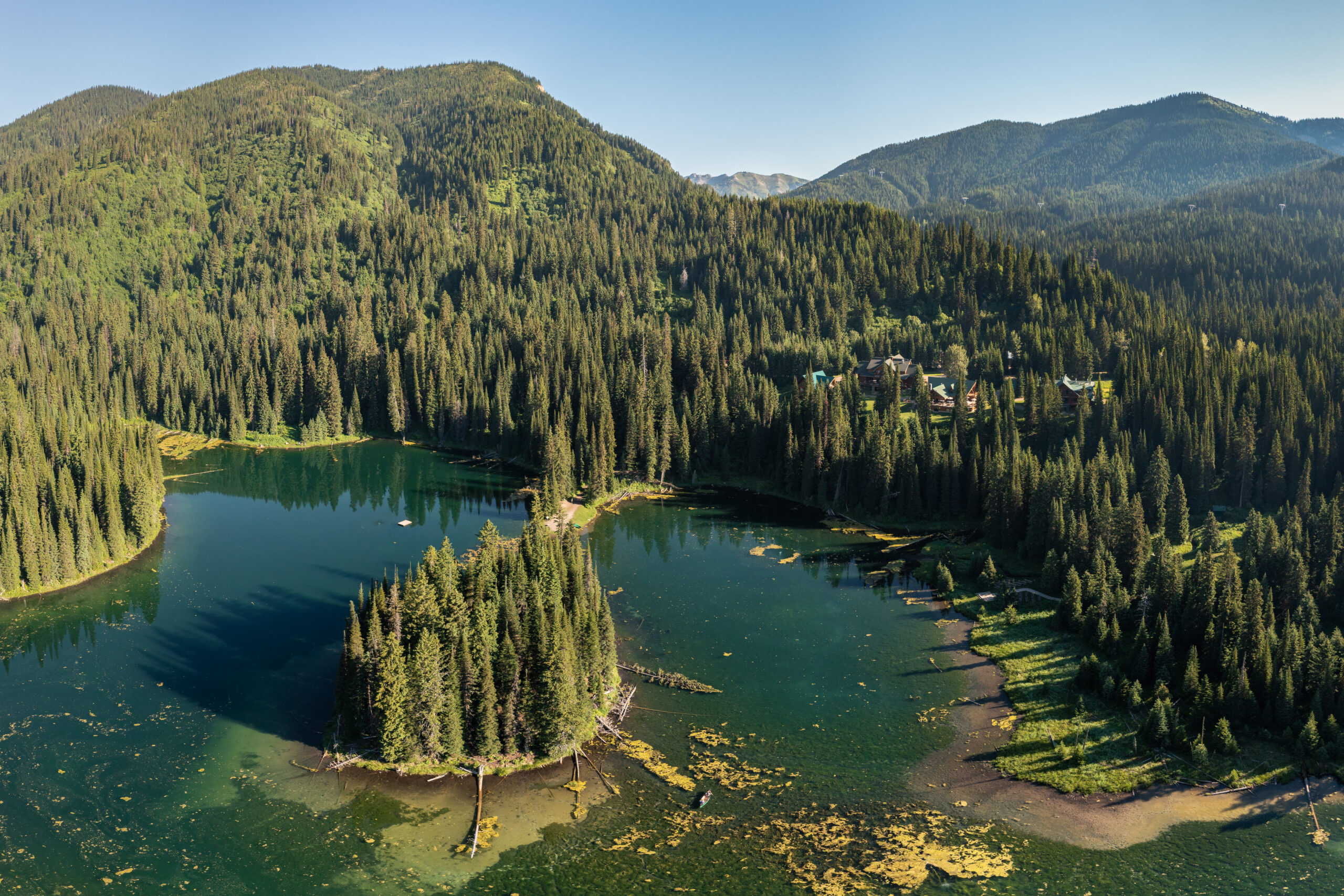 AERIAL - Kootenay Rockies Imagebank